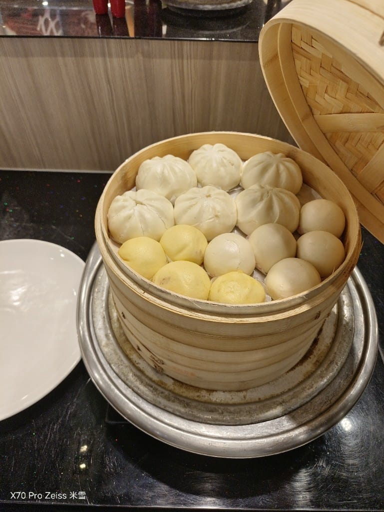 【新莊美食】貴族世家體育館店，平價豐富又好吃的自助吧！