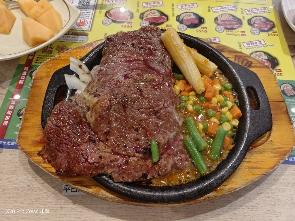 【新莊美食】貴族世家體育館店，平價豐富又好吃的自助吧！