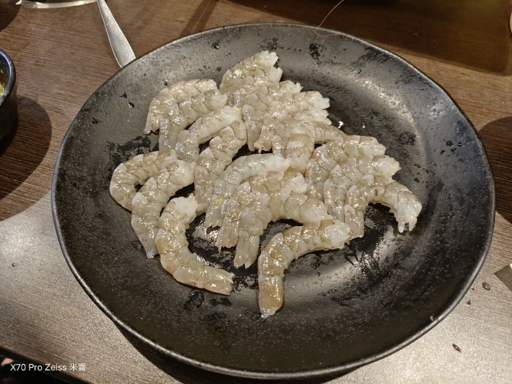 【新莊美食】八雲町和牛海鮮鍋物火鍋新莊店，$298起吃到飽❤️