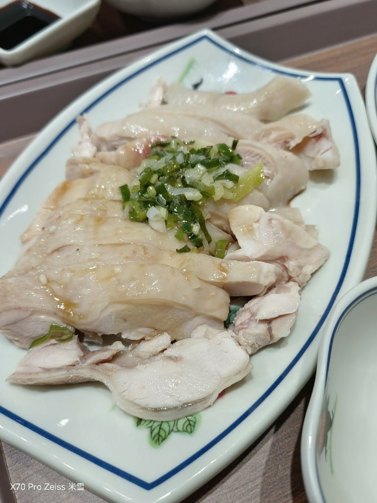 【新莊美食】好吃雞海南雞飯新莊新泰店，軟嫩好吃的平價海南雞飯❤️ 初訪