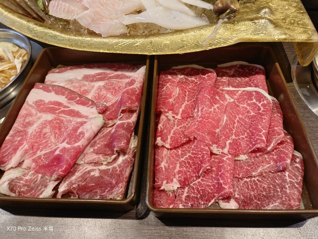 【新莊美食】八雲町和牛海鮮鍋物火鍋新莊店，$298起吃到飽❤️