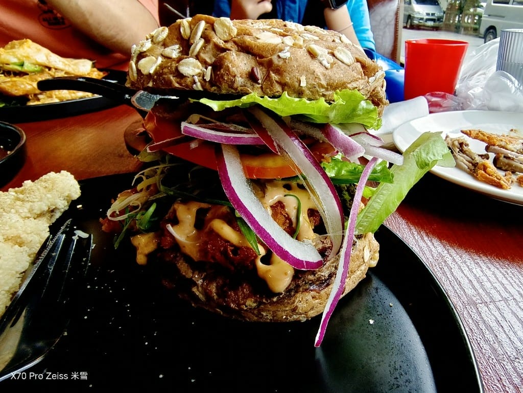 【林口美食】再訪BravoBurger發福廚房林口店,意圖使人烙耶還的大漢堡🤩 - 第15張圖 【林口美食】再訪BravoBurger發福廚房林口店,意圖使人烙耶還的大漢堡🤩