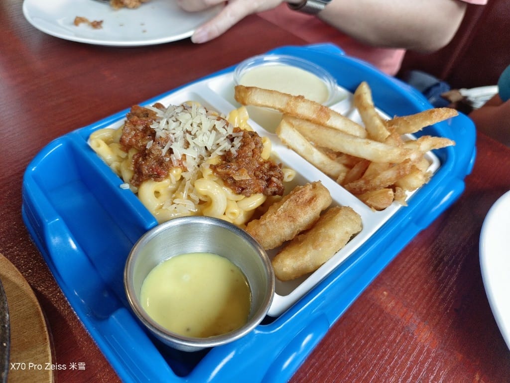 【林口美食】BravoBurger發福廚房林口店，再訪意圖使人烙耶還的大漢堡🤩