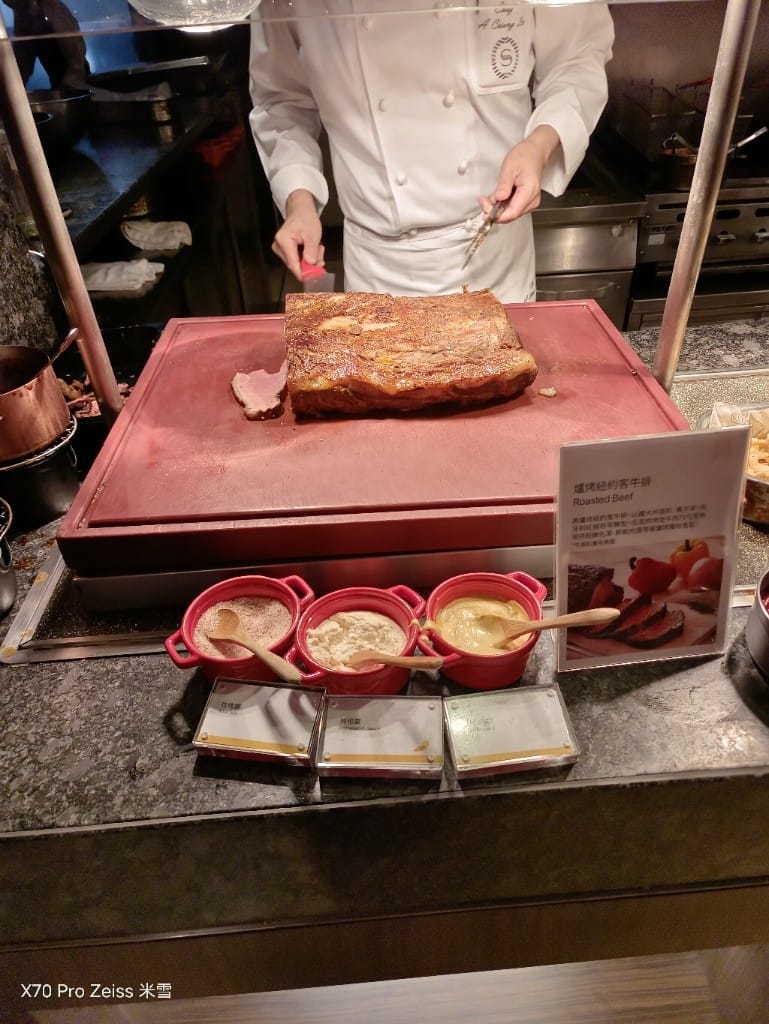 【台北吃到飽】十二廚台北喜來登大飯店25訪，平日午餐阿霞飯店美食吃到飽🍻