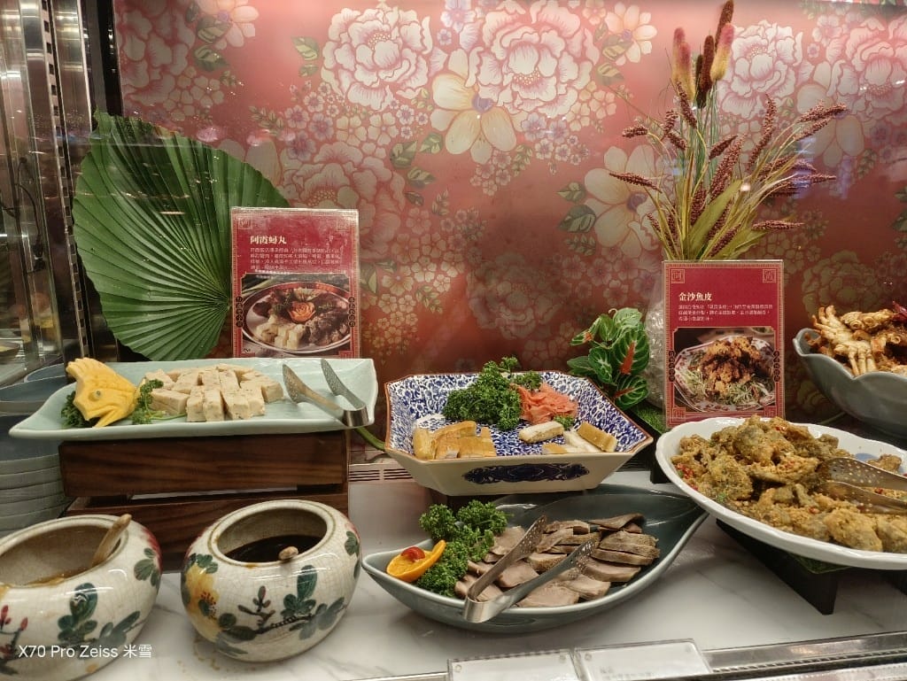 【台北吃到飽】十二廚台北喜來登大飯店25訪，平日午餐阿霞飯店美食吃到飽🍻