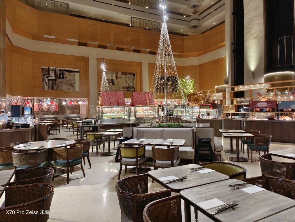【台北吃到飽】十二廚台北喜來登大飯店25訪，平日午餐阿霞飯店美食吃到飽🍻