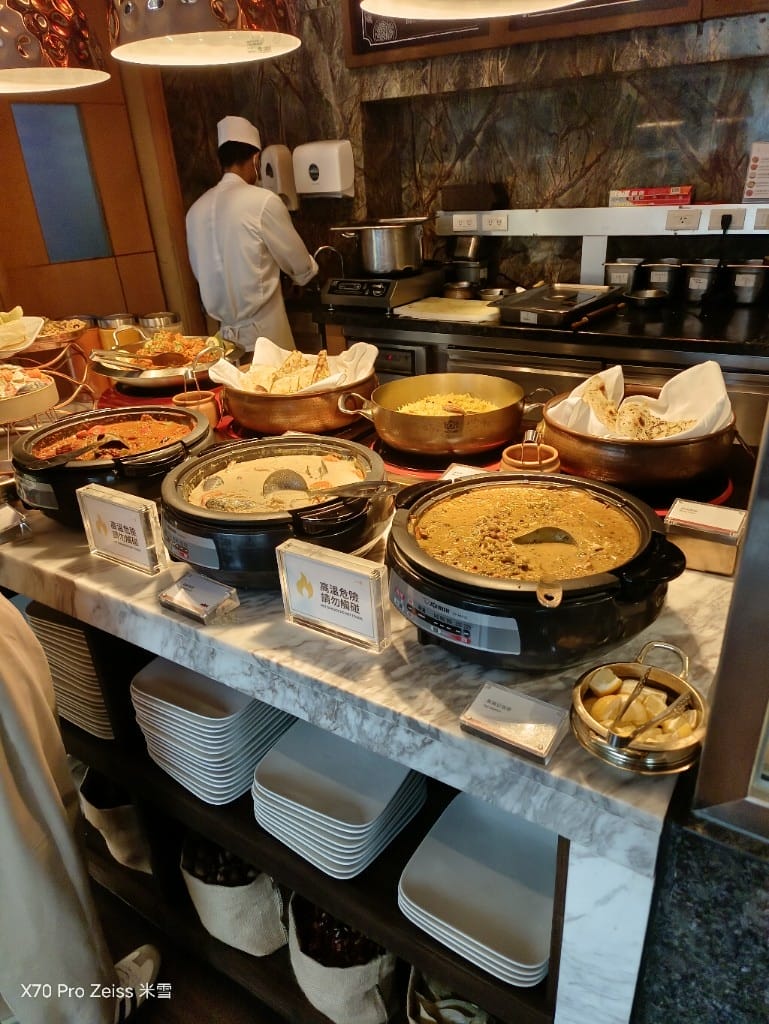 【台北吃到飽】十二廚台北喜來登大飯店25訪，平日午餐阿霞飯店美食吃到飽🍻