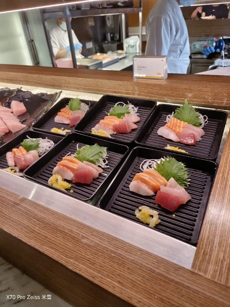【台北吃到飽】十二廚台北喜來登大飯店25訪，平日午餐阿霞飯店美食吃到飽🍻