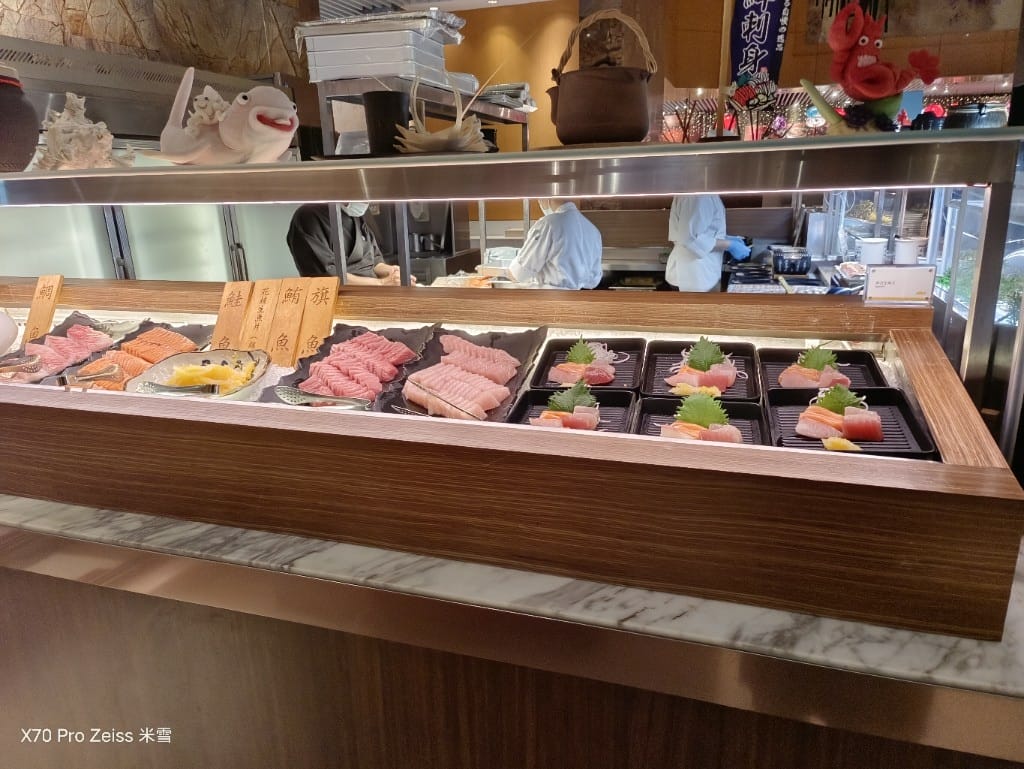 【台北吃到飽】十二廚台北喜來登大飯店25訪，平日午餐阿霞飯店美食吃到飽🍻