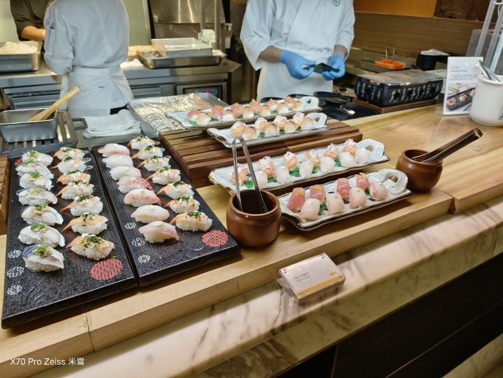 【台北吃到飽】十二廚台北喜來登大飯店25訪，平日午餐阿霞飯店美食吃到飽🍻