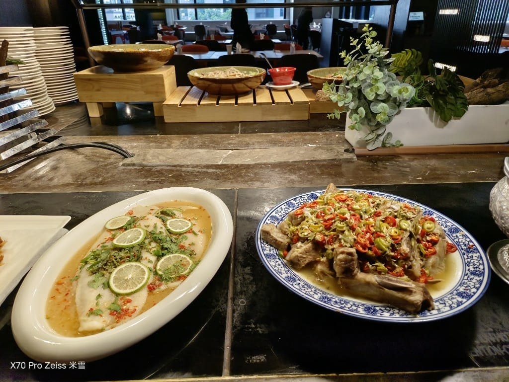 【板橋吃到飽】新板希爾頓悅市集，異國美食吃到飽❤️