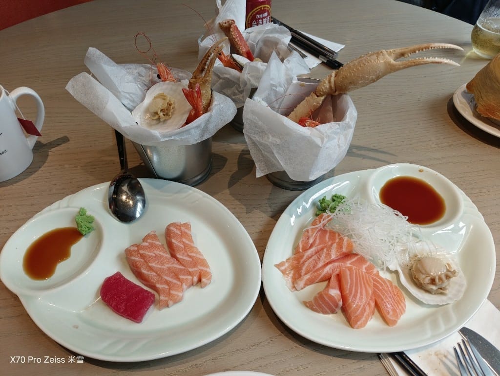 【板橋吃到飽】新板希爾頓悅市集，異國美食吃到飽❤️