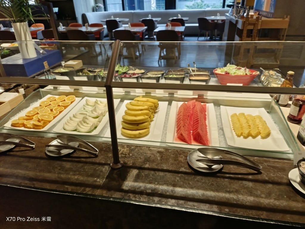 【板橋吃到飽】新板希爾頓悅市集，異國美食吃到飽❤️