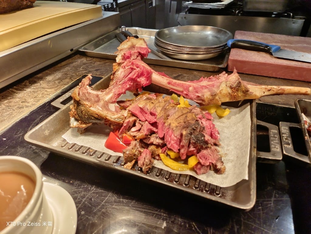 【板橋吃到飽】新板希爾頓悅市集，異國美食吃到飽❤️