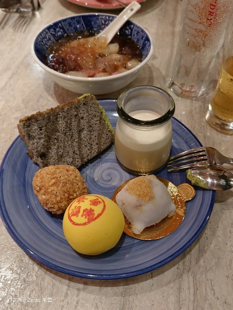 【台北吃到飽】十二廚台北喜來登大飯店26訪，平日午餐阿霞飯店美食吃到飽🍻
