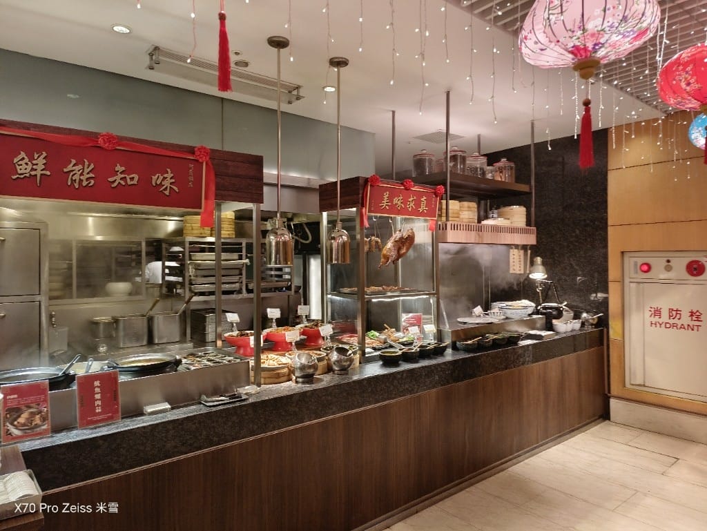 【台北吃到飽】十二廚台北喜來登大飯店26訪，平日午餐阿霞飯店美食吃到飽🍻