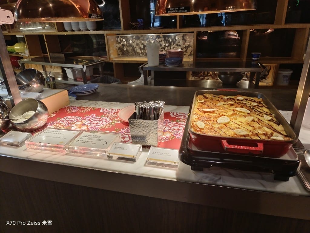 【台北吃到飽】十二廚台北喜來登大飯店26訪，平日午餐阿霞飯店美食吃到飽🍻