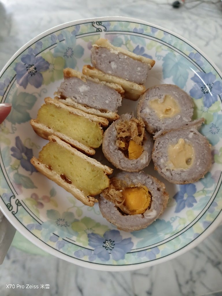 【桃園火車站美食】彩湯食&芋叔叔芋頭球