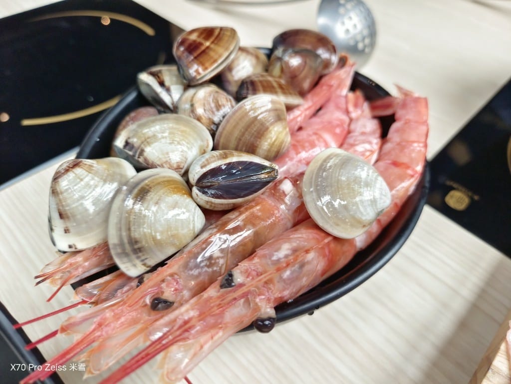 【林口美食】野人Shabu冷藏熟成高級肉火鍋,單點轉吃到飽開箱❤️ - 第22張圖 【林口美食】野人Shabu冷藏熟成高級肉火鍋,單點轉吃到飽開箱❤️