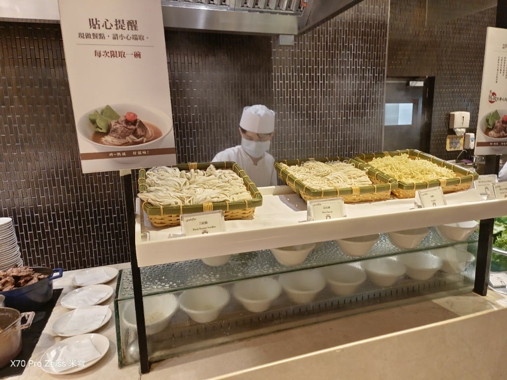 【台北吃到飽】美福彩匯午餐31訪，金卡會員買一送一❤️