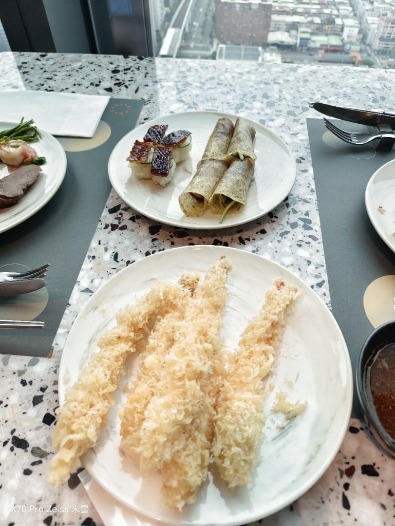 【新莊吃到飽】饗饗INPARADISE宏匯新莊店假日午餐14訪，暢吃干貝和抱卵香魚，❤️