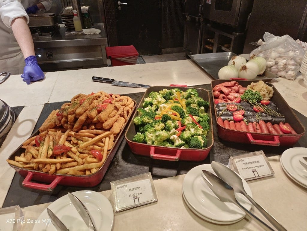 【台北吃到飽】美福彩匯午餐31訪，金卡會員買一送一❤️