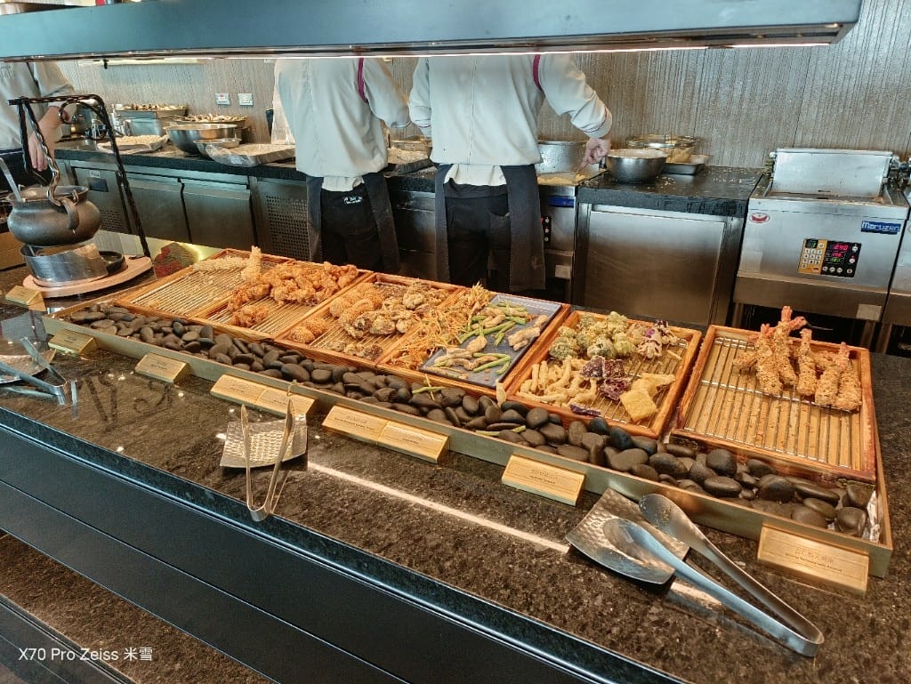 【新莊吃到飽】饗饗INPARADISE宏匯新莊店假日午餐14訪，暢吃干貝和抱卵香魚，❤️