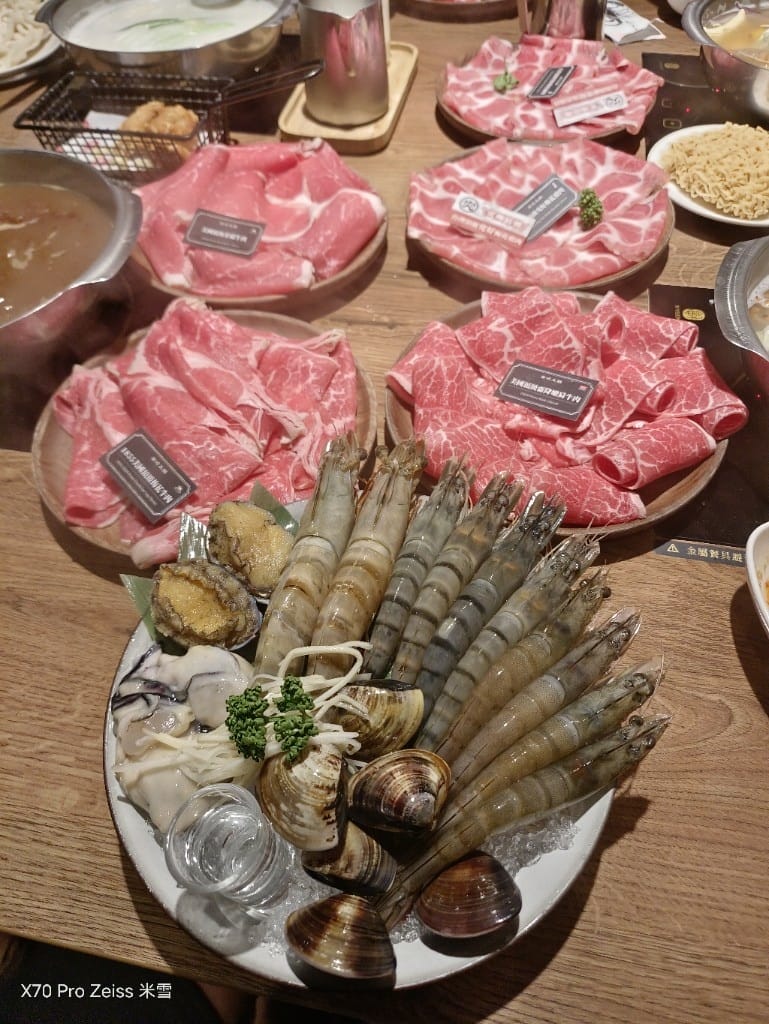 【新莊美食】樂崎火鍋新莊店，新莊老字號單點鍋回訪❤️