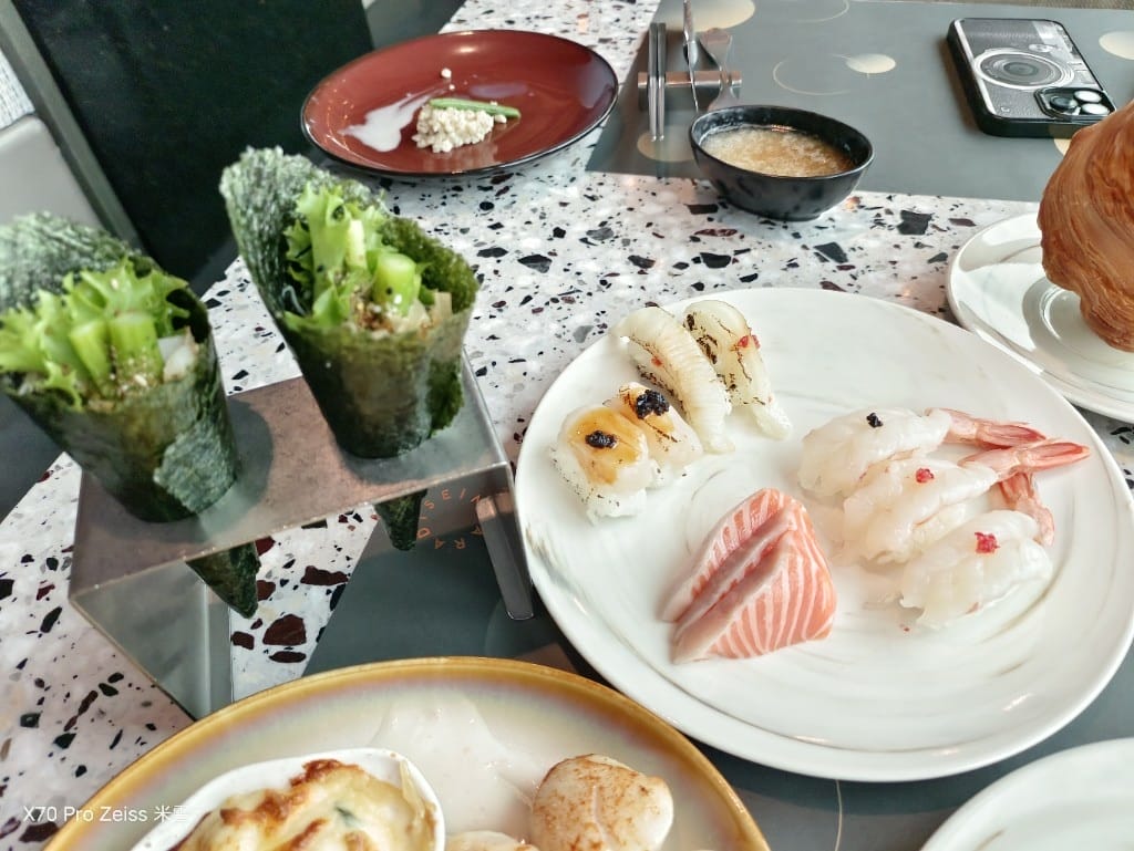 【新莊吃到飽】饗饗INPARADISE宏匯新莊店假日午餐14訪，暢吃干貝和抱卵香魚，❤️