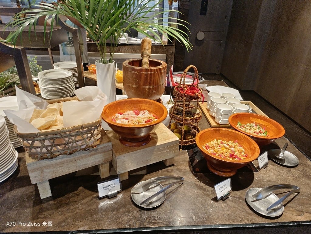 【板橋吃到飽】新板希爾頓悅市集，六月開始威靈頓牛排吃到飽❤️