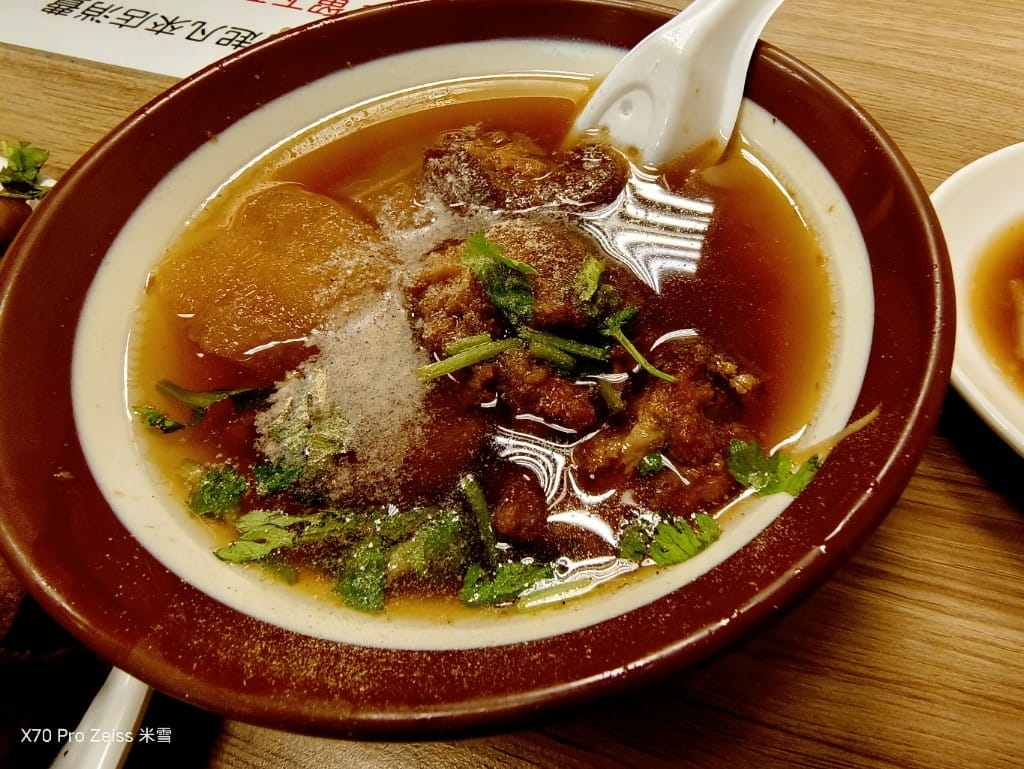 【新莊美食】大塊ㄟ魯肉飯，新莊夜市裡的美味滷肉飯❤️