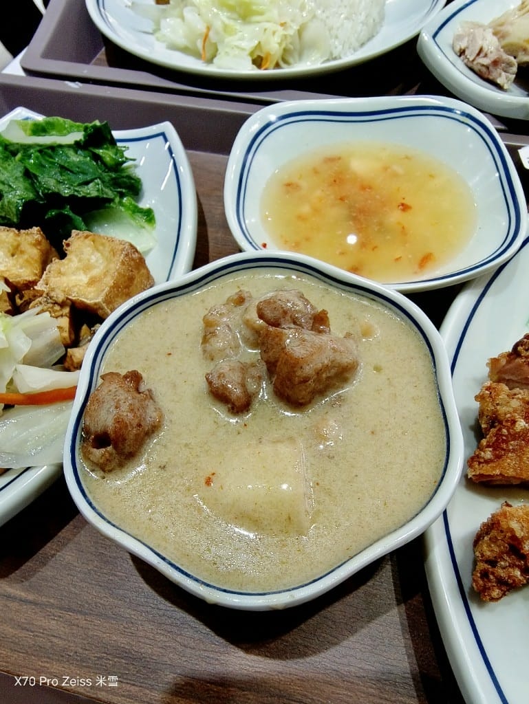 【新莊美食】好吃雞海南雞飯新莊新泰店，軟嫩好吃的平價海南雞飯2訪❤️