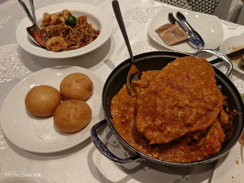 【新加坡美食】Long Beach ROBERTSON QUAY，必吃的辣椒螃蟹❤️