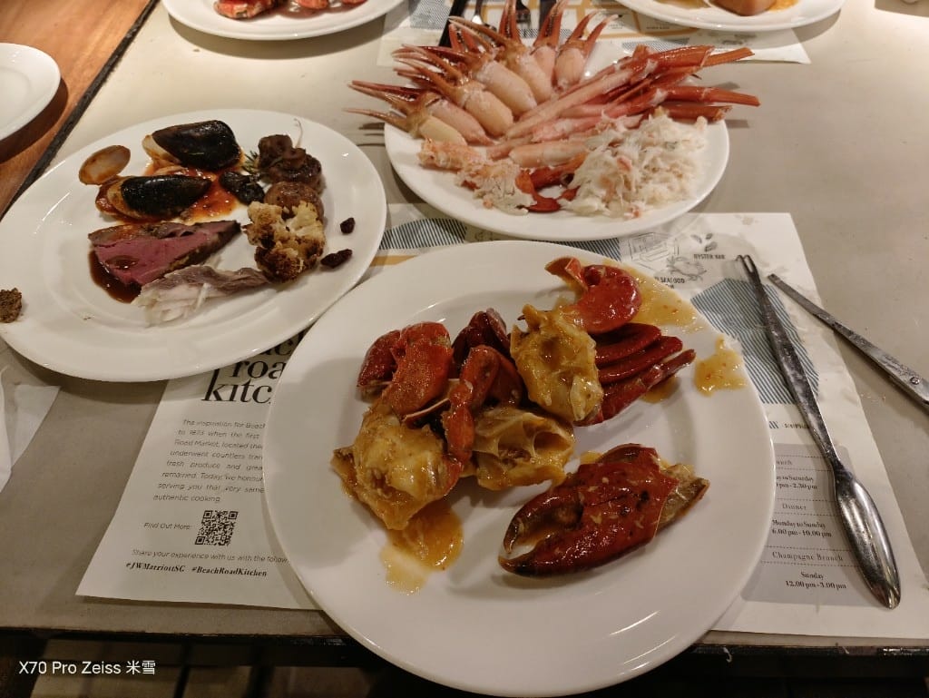 【新加坡美食】JW Marriott Hotel Singapore,Beach Road Kitchen 晚餐,buffet生蠔雪蟹腳吃到飽❤️ - 第34張圖 【新加坡美食】JW Marriott Hotel Singapore,Beach Road Kitchen 晚餐,buffet生蠔雪蟹腳吃到飽❤️