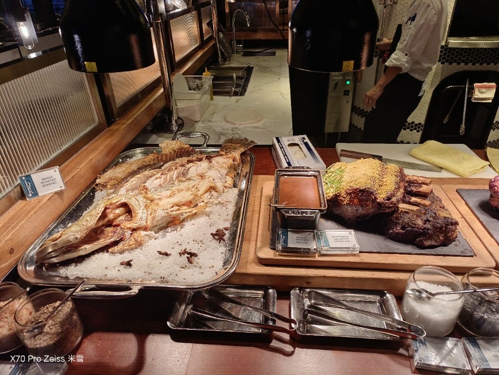 【新加坡美食】JW Marriott Hotel Singapore,Beach Road Kitchen 晚餐,buffet生蠔雪蟹腳吃到飽❤️ - 第7張圖 【新加坡美食】JW Marriott Hotel Singapore,Beach Road Kitchen 晚餐,buffet生蠔雪蟹腳吃到飽❤️
