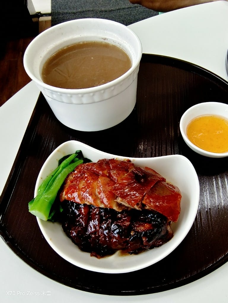 【桃園機場一航&香港國泰頭等貴賓室】ThePIER玉衡堂、TheWING寰宇堂、香港美運貴賓室、香港鏞記、桃園國泰貴賓室、畢卓樂地吃飽飽