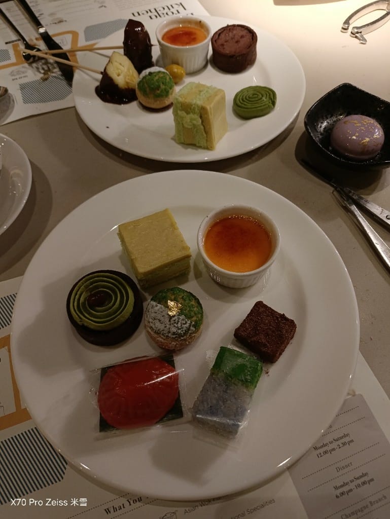 【新加坡美食】JW Marriott Hotel Singapore,Beach Road Kitchen 晚餐,buffet生蠔雪蟹腳吃到飽❤️ - 第43張圖 【新加坡美食】JW Marriott Hotel Singapore,Beach Road Kitchen 晚餐,buffet生蠔雪蟹腳吃到飽❤️