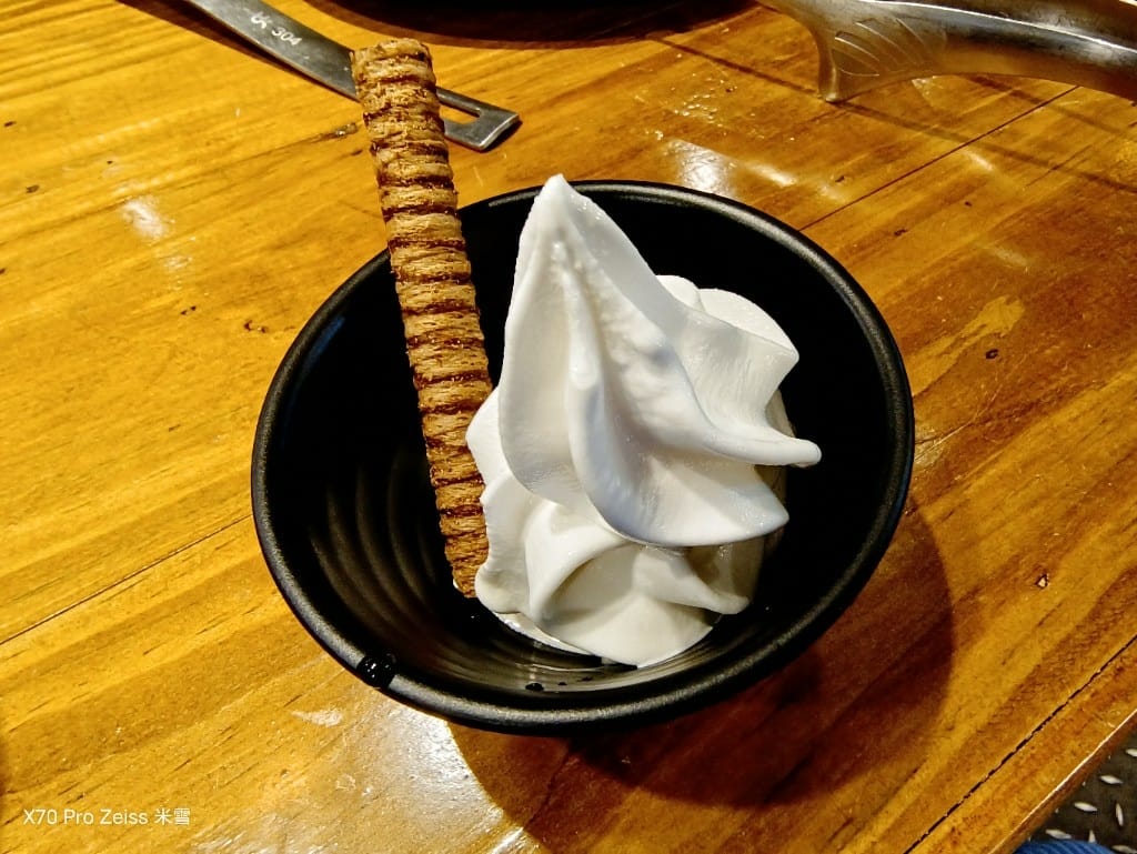 【新莊美食】米麻辣鴛鴦鍋，第一名燒肉新品牌，當日壽星送龍蝦耶！