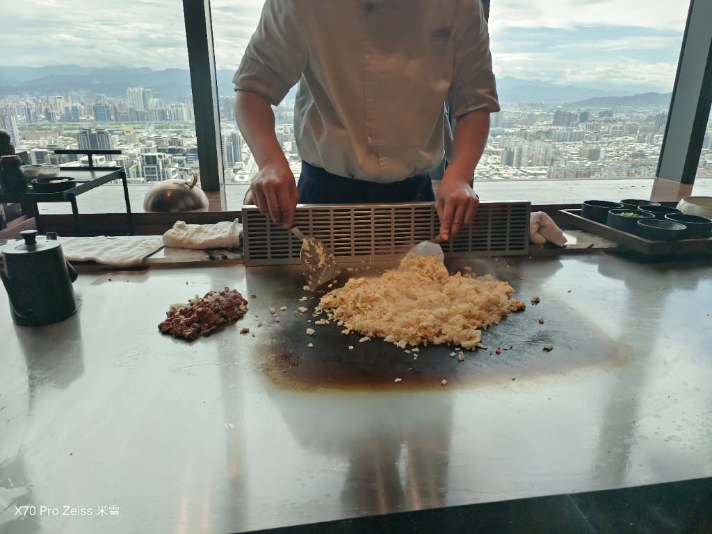 【新莊美食】旨醞鐵板料理,開箱新北最美拍高樓景觀鐵板燒🍻 - 第40張圖 【新莊美食】旨醞鐵板料理,開箱新北最美拍高樓景觀鐵板燒🍻