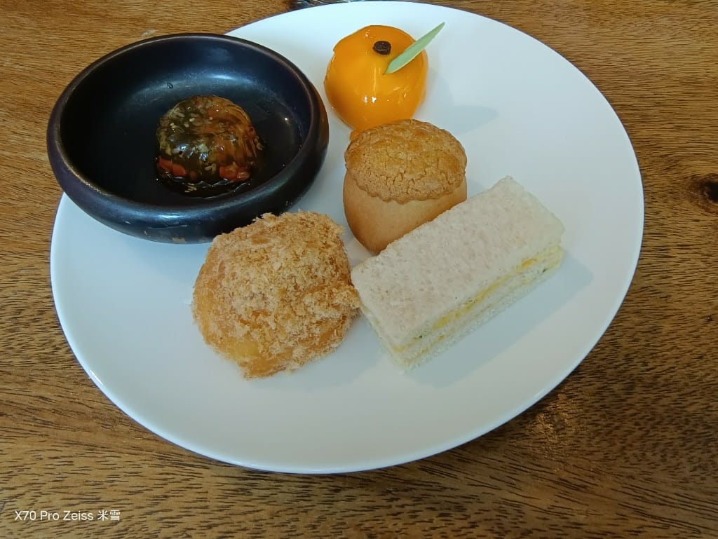 【新加坡美食】JW Marriott Hotel Singapore South Beach，四天三夜行政酒廊記錄🍻