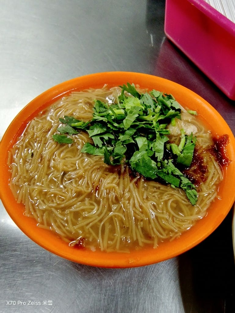 【新莊美食】中港蚵仔麵線,在地人念念不忘的麵線❤️ - 第9張圖 【新莊美食】中港蚵仔麵線,在地人念念不忘的麵線❤️