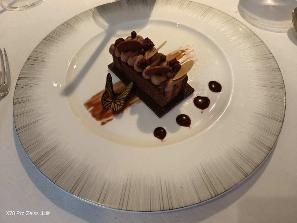 【台北美食】台北君悅酒店BelAir寶艾西餐廳，台北最夢幻約會場所開箱威靈頓牛排❤️