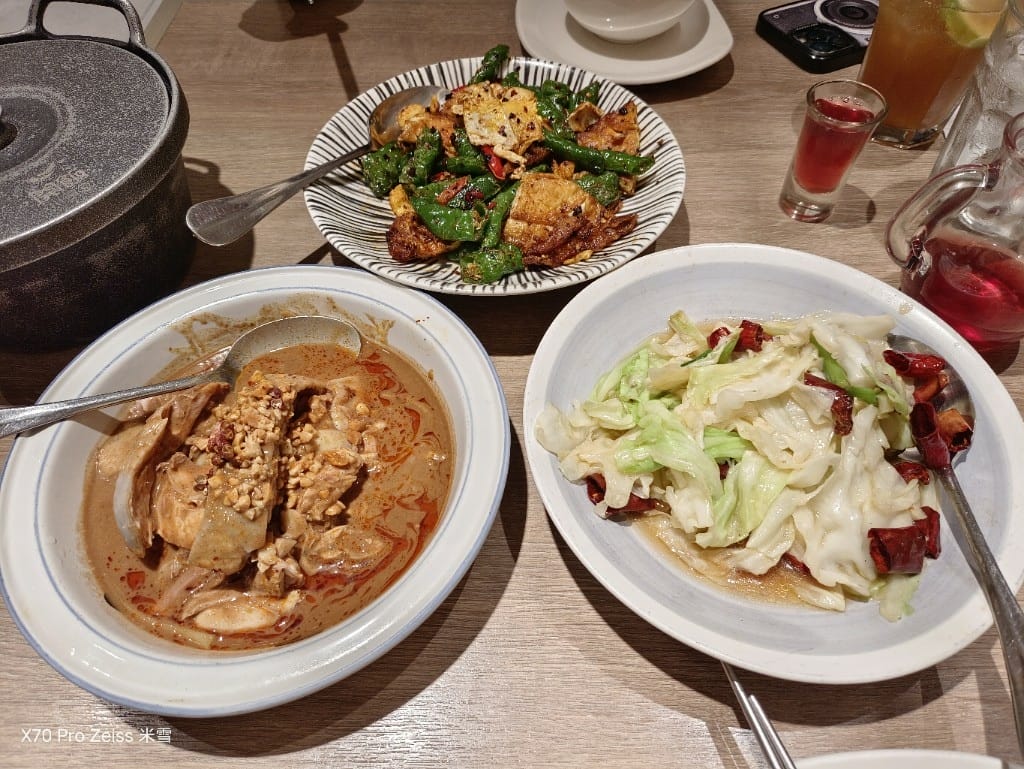 【新莊美食】開飯川食宏匯店,再訪白飯小偷愛店❤️ - 第14張圖 【新莊美食】開飯川食宏匯店,再訪白飯小偷愛店❤️