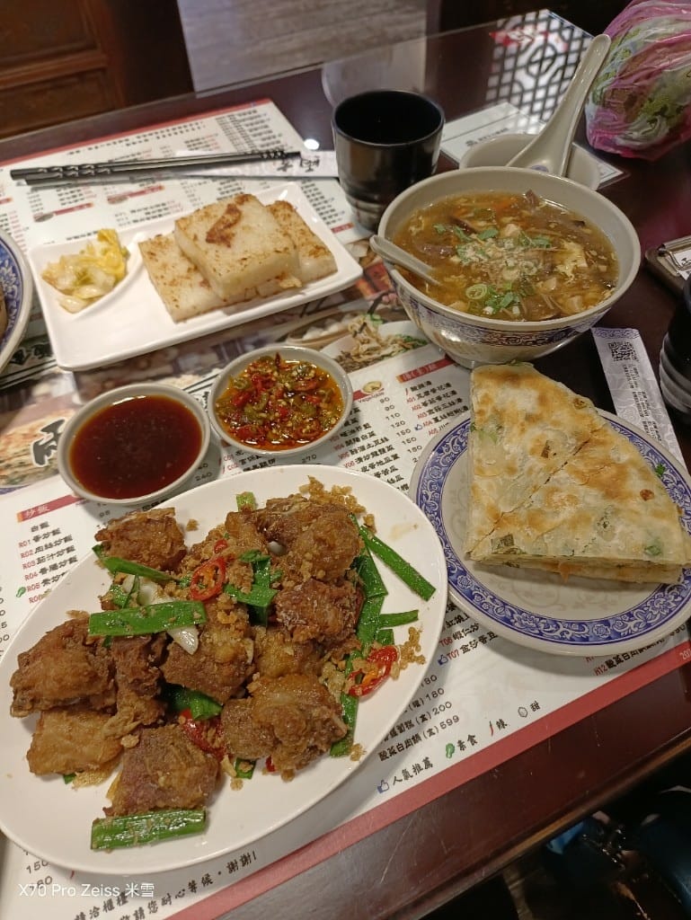 【新莊美食】兩支北方麵食館龍安店,3訪吃完就想回訪的北方麵點❤️ - 第15張圖 【新莊美食】兩支北方麵食館龍安店,3訪吃完就想回訪的北方麵點❤️