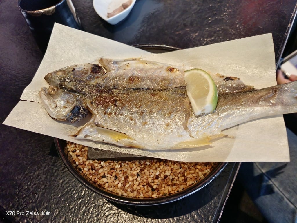 【板橋美食】藝奇日本料理岩板燒板橋麗寶店,和記憶中一樣雷的餐廳😅 - 第18張圖 【板橋美食】藝奇日本料理岩板燒板橋麗寶店,和記憶中一樣雷的餐廳😅