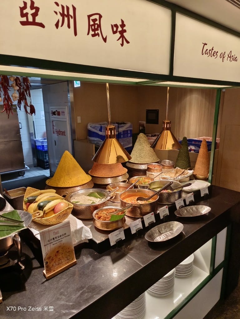 【台北吃到飽】香格里拉遠企CAFE12訪，蒙古大漠美食買一送一❤️