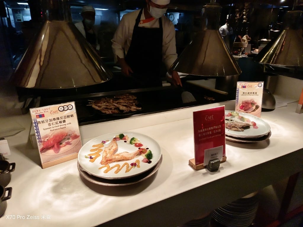 【台北吃到飽】香格里拉遠企CAFE12訪，蒙古大漠美食買一送一❤️