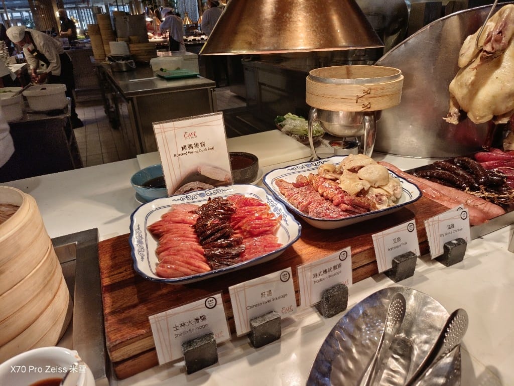 【台北吃到飽】香格里拉遠企CAFE12訪，蒙古大漠美食買一送一❤️