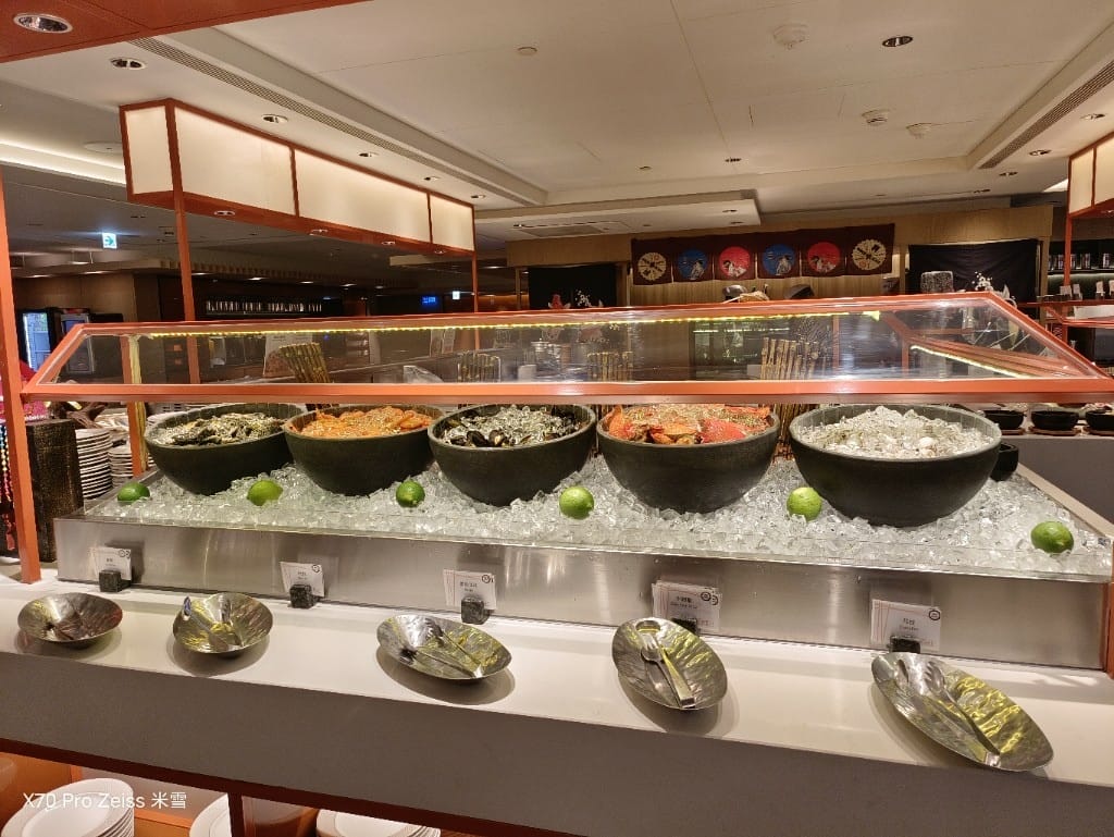 【台北吃到飽】香格里拉遠企CAFE12訪，蒙古大漠美食買一送一❤️