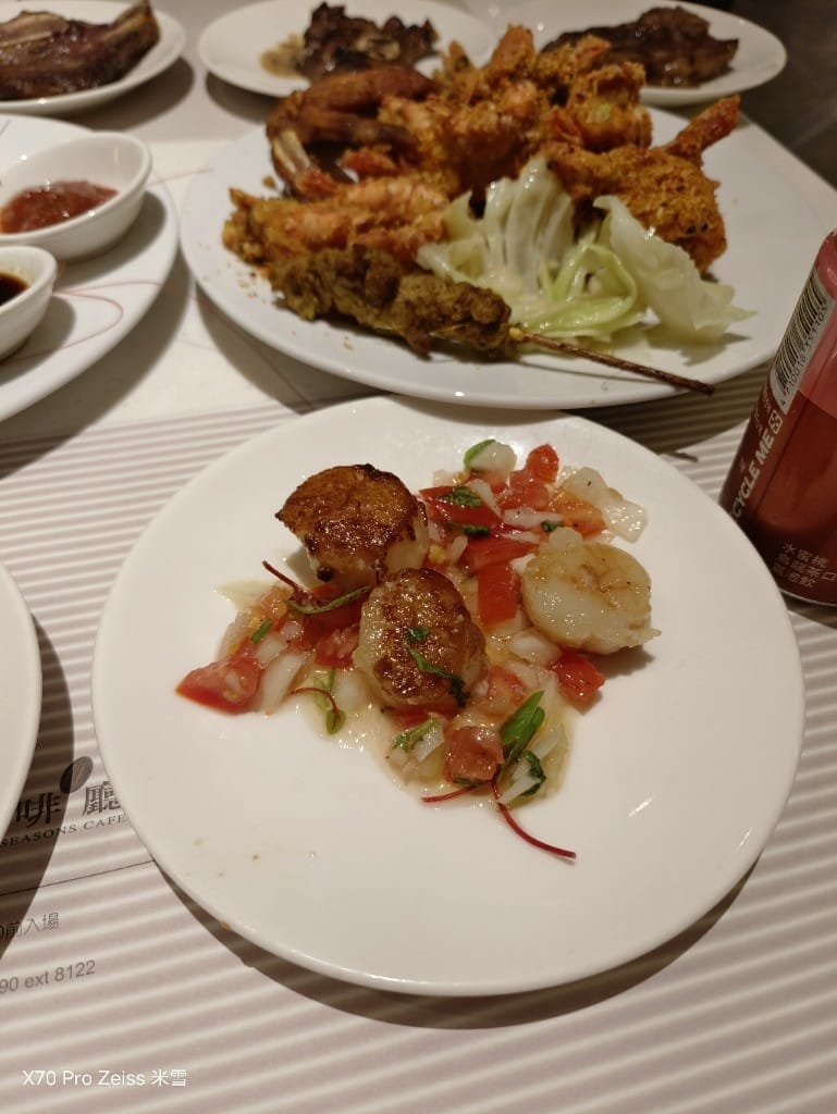 【桃園吃到飽】尊爵大飯店四季咖啡廳,全台CP值最高Buffet ,假日午餐只要$890就有干貝、菲力和牛小排自由❤️ - 第8張圖 【桃園吃到飽】尊爵大飯店四季咖啡廳,全台CP值最高Buffet ,假日午餐只要$890就有干貝、菲力和牛小排自由❤️